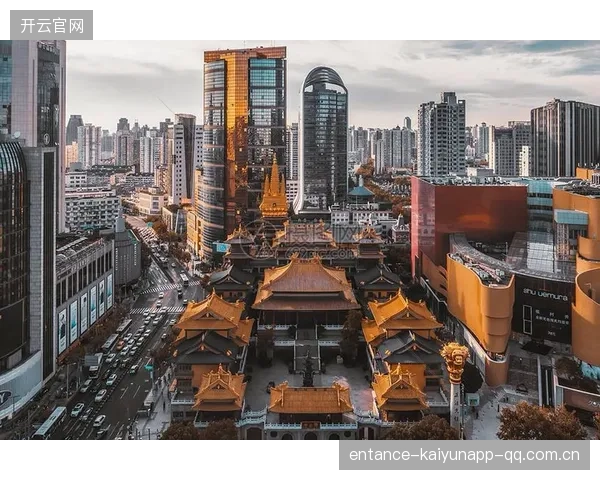 米兰完成华丽蜕变：从古老城市到现代魅力的完美转型